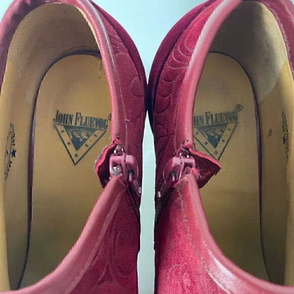 John Fluevog Red Booties Size 7 Burgundy Embossed Suede Velvet Heels Balthazar - Picture 9 of 14